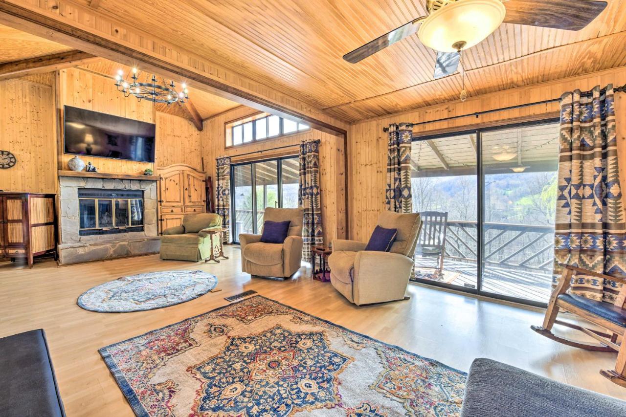 Best Location - Maggie Valley Cabin With Hot Tub! Екстер'єр фото